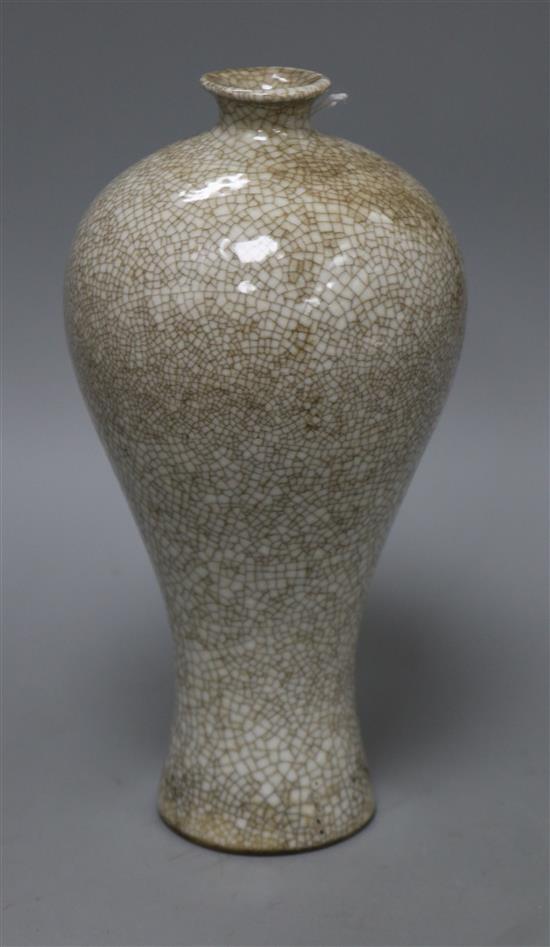 A 19th century Chinese crackleglaze vase height 22.5cm